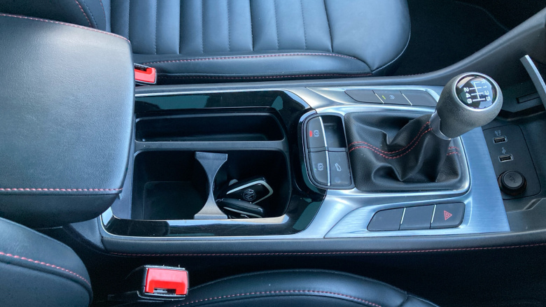 MG Hs 1.5 T-GDI Exclusive 5dr Petrol Hatchback